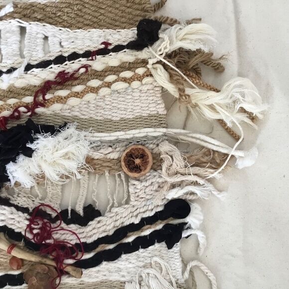 OOAK handmade woven wall hanging earth tones. A0005 - Picture 4 of 10